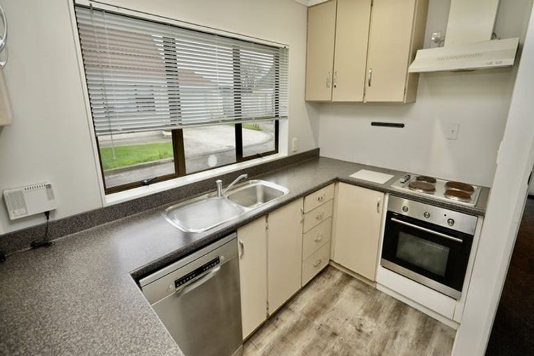 Photo of property in 3 Charisma Court, Kelvin Grove, Palmerston North, 4414