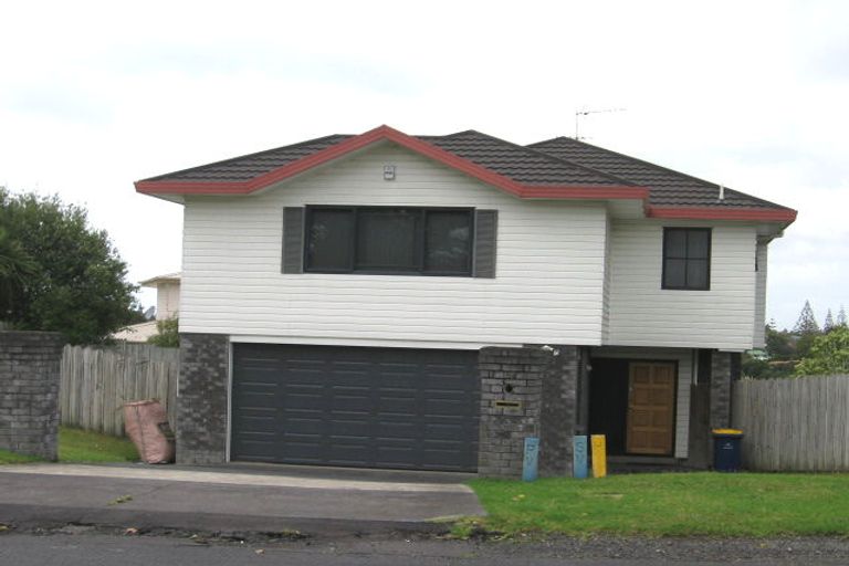 Photo of property in 157a Colwill Road, Massey, Auckland, 0614