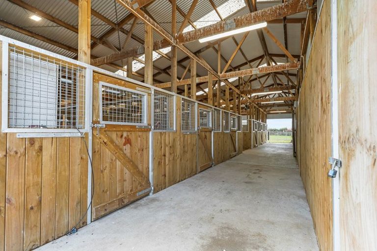 Photo of property in 27c Marshmeadow Road, Newstead, Hamilton, 3286