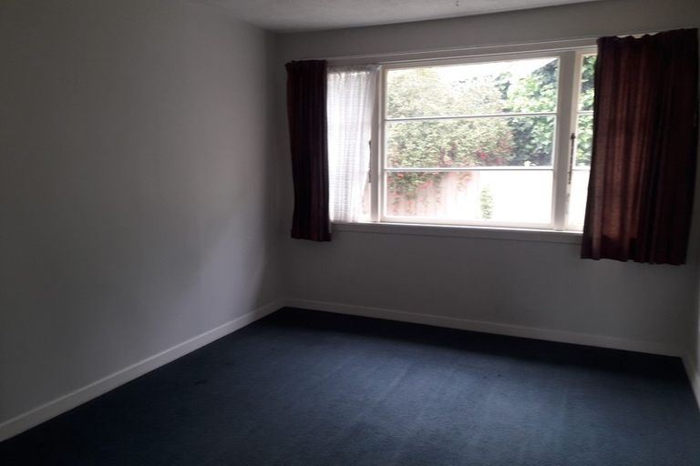 Photo of property in 2/14 James K Baxter Place, Addington, Christchurch, 8024