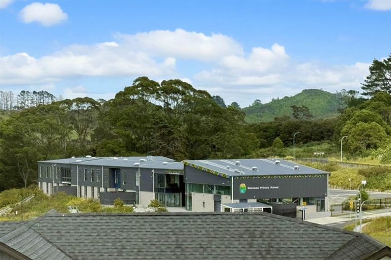 Photo of property in 43 Sunnyheights Road, Orewa, 0931