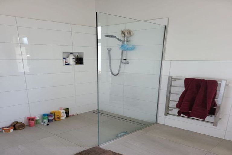 Photo of property in 36 Salisbury Street, Levin, 5510