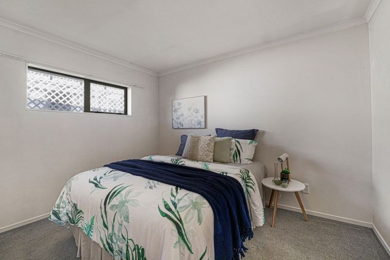 Photo of property in 6 Waihurihia Street, Otaki, 5512