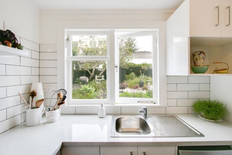 Photo of property in 70 Mcgrath Street, Napier South, Napier, 4110