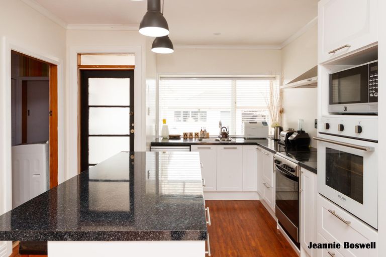 Photo of property in 79 James Line, Kelvin Grove, Palmerston North, 4414