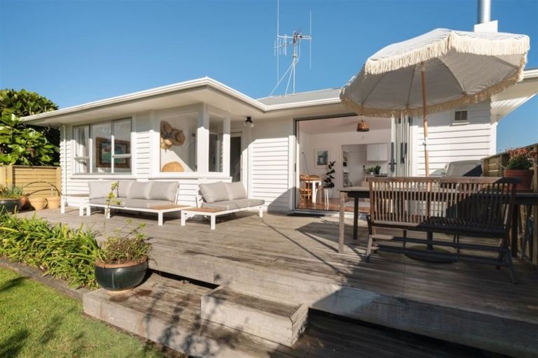 Photo of property in 8a Riverton Road, Mount Maunganui, 3116