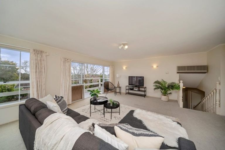 Photo of property in 35 Wesley Avenue, Frankleigh Park, New Plymouth, 4310