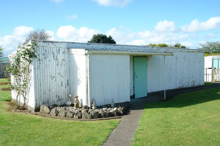 Photo of property in 28 Hussey Street, Waverley, 4510