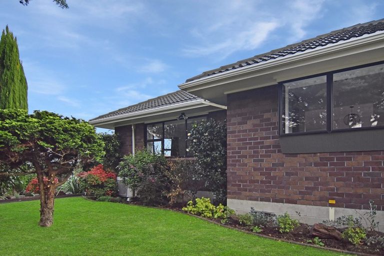 Photo of property in 1/12 Shepherds Road, Papakura, 2110