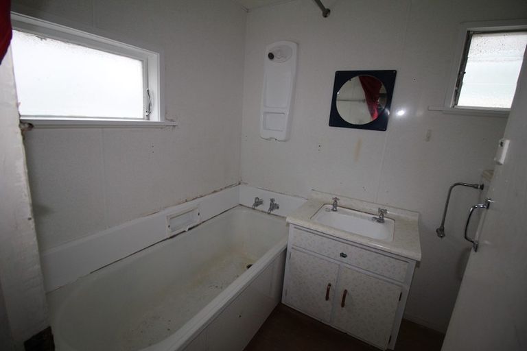 Photo of property in 20 Rhodes Street, Newtown, Wellington, 6021