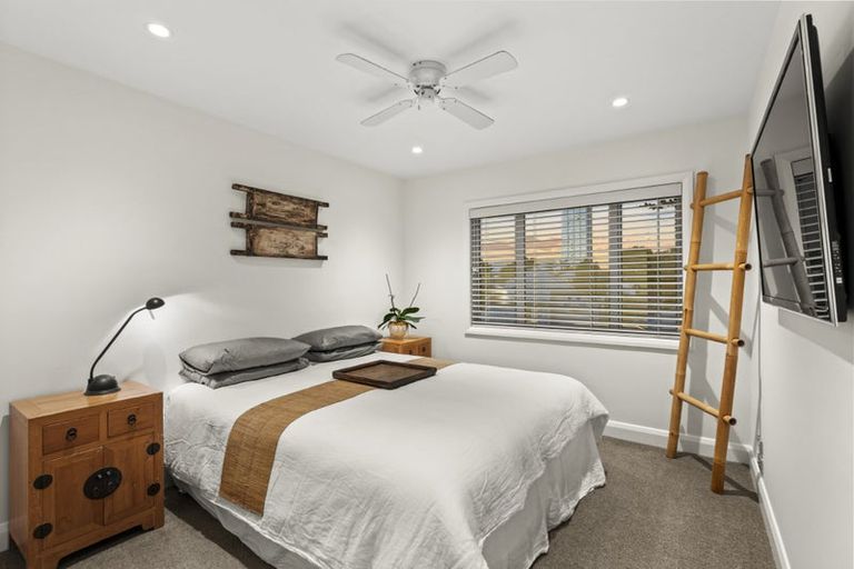 Photo of property in 2/43 Byron Avenue, Takapuna, Auckland, 0622