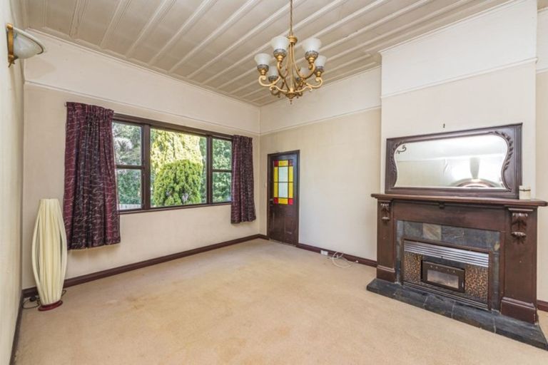 Photo of property in 8 Gonville Avenue, Gonville, Whanganui, 4501