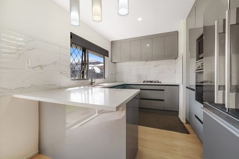 Photo of property in 14 Gadsby Road, Favona, Auckland, 2024