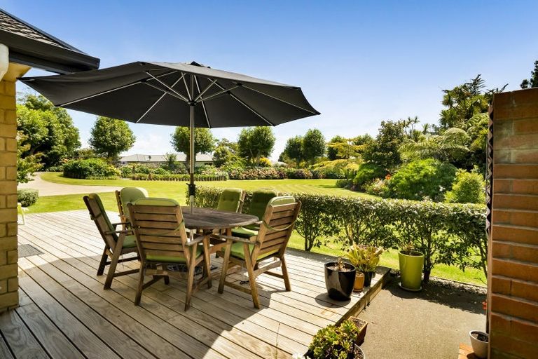 Photo of property in 1 Becklands Place, Inglewood, 4330