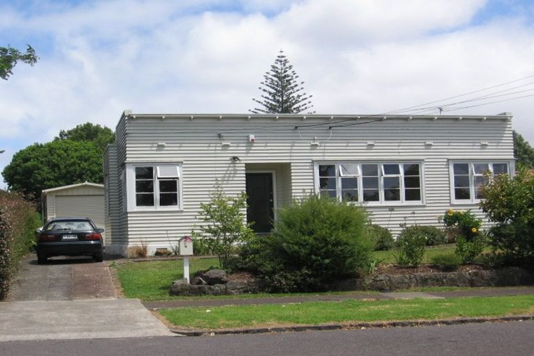 Photo of property in 4 Leone Terrace, Mount Albert, Auckland, 1025