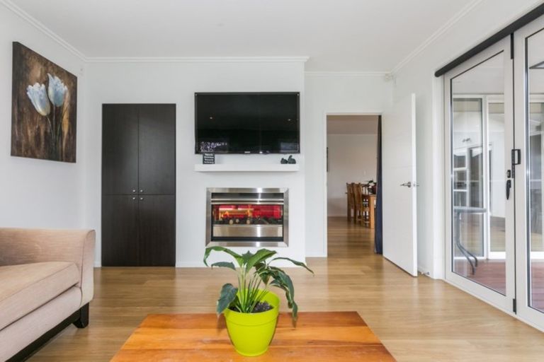 Photo of property in 29 Greenlea Place, Frimley, Hastings, 4120