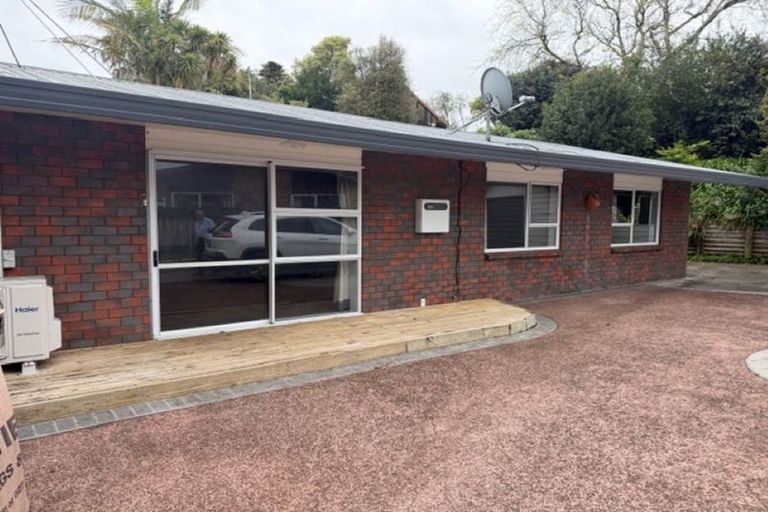 Photo of property in 21 Constable Road, Waiuku, 2123
