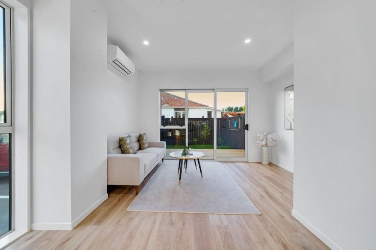 Photo of property in 30 Carruth Road, Papatoetoe, Auckland, 2025