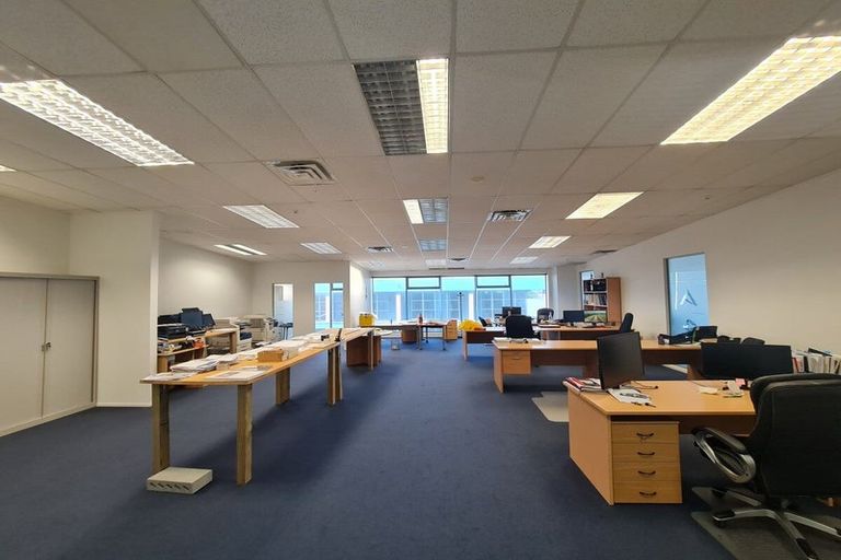 Photo of property in 7 Cooladerry Place, Rosehill, Papakura, 2113