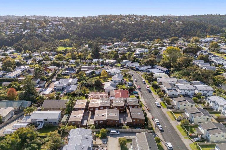 Photo of property in 21b Chippendale Crescent, Birkdale, Auckland, 0626