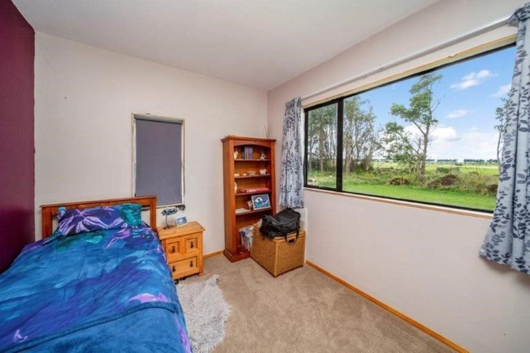 Photo of property in 2952 Eltham Road, Opunake, 4682