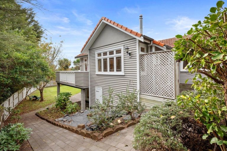 Photo of property in 84 Waitaha Road, Welcome Bay, Tauranga, 3112