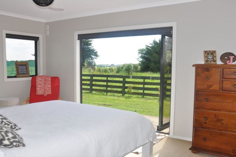 Photo of property in 926 Tennent Drive, Linton, Palmerston North, 4472