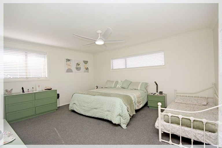 Photo of property in 24 Thomas Place, Foxton Beach, Foxton, 4815