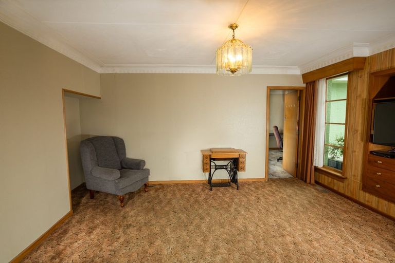 Photo of property in 6 Papatotara Road, Tuatapere, 9620