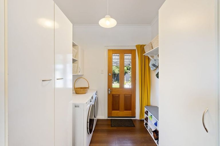 Photo of property in 350 Riverlaw Terrace, Saint Martins, Christchurch, 8022