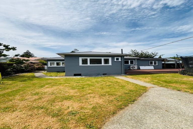Photo of property in 5a Avalon Crescent, Avalon, Lower Hutt, 5011