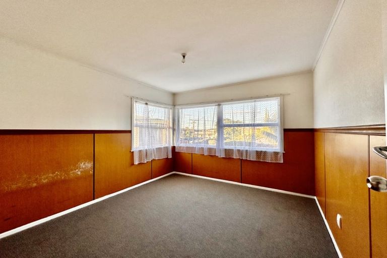 Photo of property in 13 Whitley Crescent, Otara, Auckland, 2023