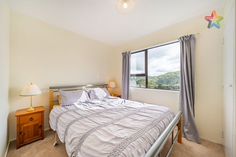 Photo of property in 6a Mossburn Grove, Kelson, Lower Hutt, 5010