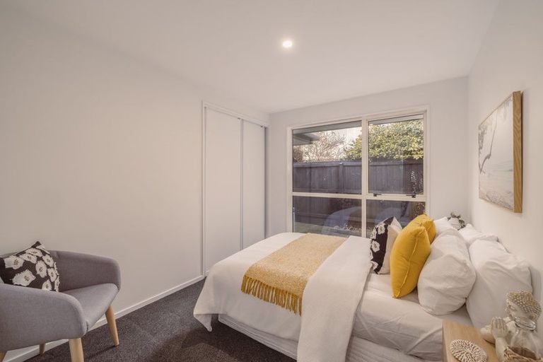 Photo of property in 2/97a Grimseys Road, Redwood, Christchurch, 8051