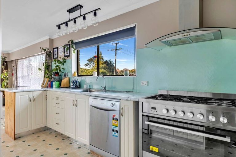 Photo of property in 17 Bridger Place, Eltham, 4322