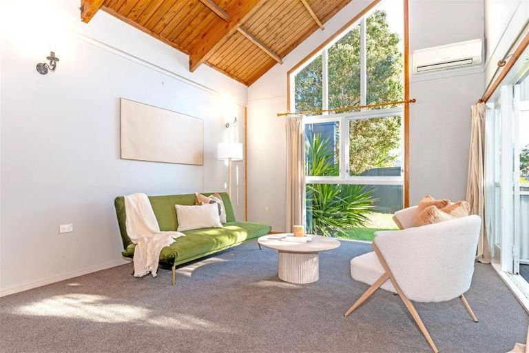 Photo of property in 28 De Lautour Road, Inner Kaiti, Gisborne, 4010