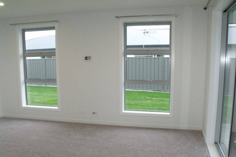 Photo of property in 19 Ruahine Road, Poraiti, Napier, 4112