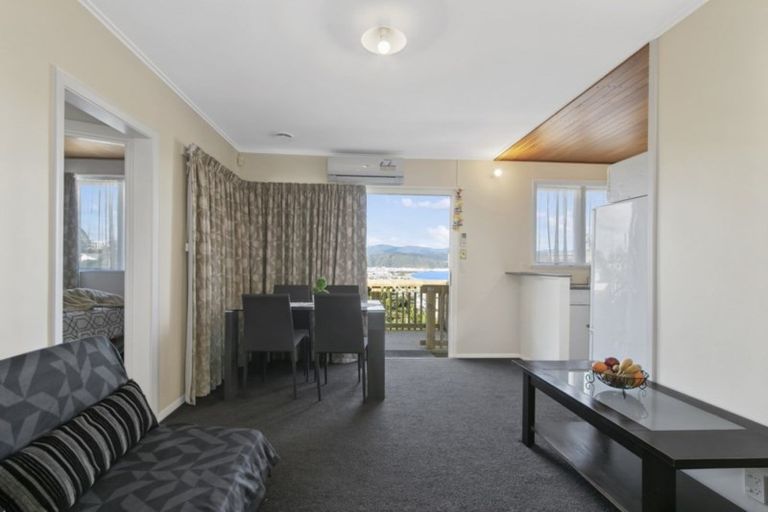 Photo of property in 12-12a Singers Road, Korokoro, Lower Hutt, 5012