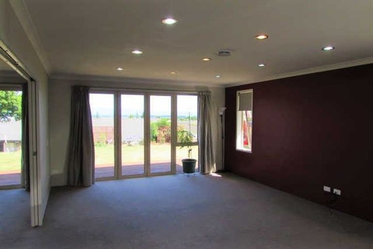 Photo of property in 52 Ngawhatu Road, Stoke, Nelson, 7011