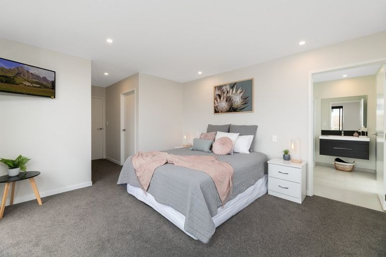 Photo of property in 80 Whakaturou Crescent, Pyes Pa, Tauranga, 3112