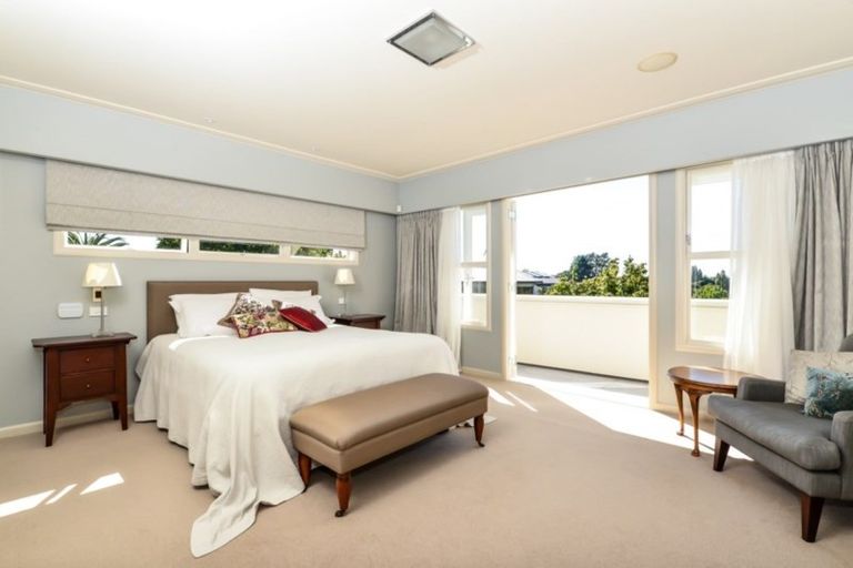 Photo of property in 65 Braid Road, St Andrews, Hamilton, 3200