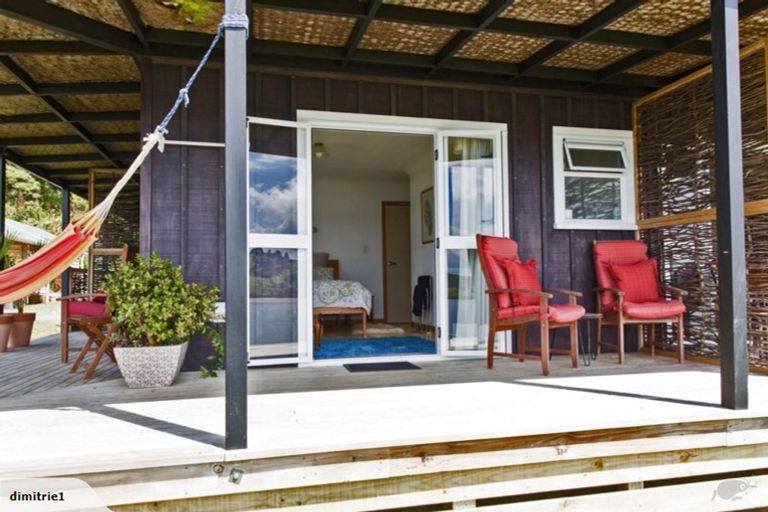 Photo of property in 6 Marriner Street, Kohukohu, 0491