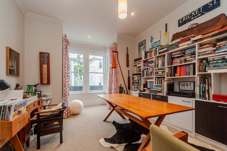 Photo of property in 44 Aro Street, Aro Valley, Wellington, 6021