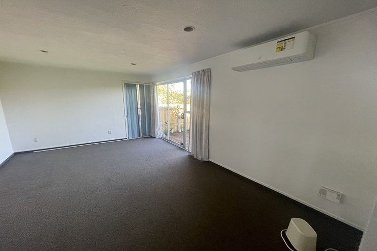 Photo of property in 132 Cascades Road, Pakuranga Heights, Auckland, 2010