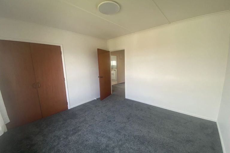 Photo of property in 14 Reynella Drive, Massey, Auckland, 0614