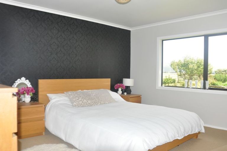 Photo of property in 926 Tennent Drive, Linton, Palmerston North, 4472