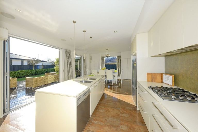 Photo of property in 69 Westpark Drive, Burnside, Christchurch, 8053