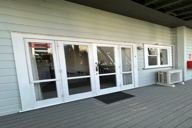 Photo of property in 201 The Terrace, Wellington Central, Wellington, 6011