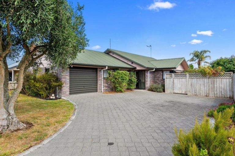 Photo of property in 8 Drake Place, Fairview Downs, Hamilton, 3214