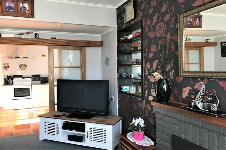 Photo of property in 9 Edmay Street, Feilding, 4702